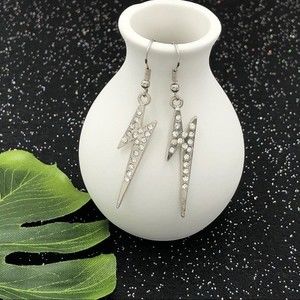 🌼Lightning Bolt Rhinestone Dangle Earrings